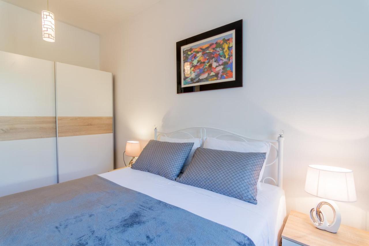 Secret Garden Apartment Пореч Экстерьер фото